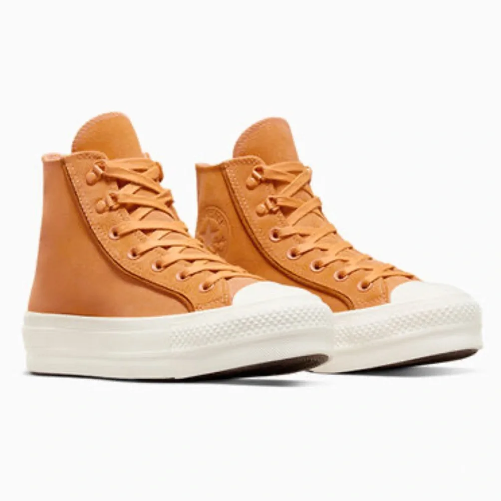 NWT converse Chuck Taylor All Star Lift Platform Suede Tiger MothTawny OwlEgret